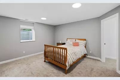 1268 Lincolntown Avenue, Mahtomedi, MN 55115 - Photo 30