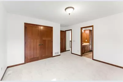 9160 Gateway Lane, Eden Prairie, MN 55347 - Photo 32