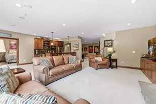 10053 Trails End Rd, Chanhassen, MN 55317 - Photo 68