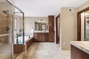 10053 Trails End Rd, Chanhassen, MN 55317 - Photo 48