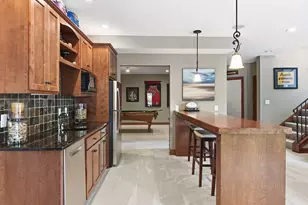 10053 Trails End Rd, Chanhassen, MN 55317 - Photo 72