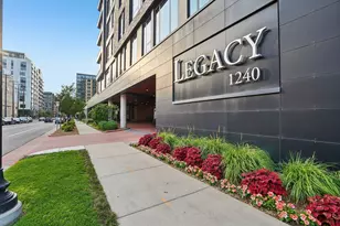 1240 S 2nd St, Minneapolis, MN 55415 - Photo 1