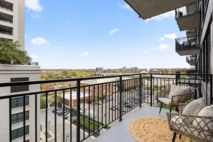 1240 S 2nd St, Minneapolis, MN 55415 - Photo 6