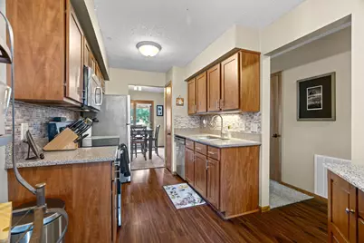 14309 Bedford Drive, Eden Prairie, MN 55346 - Photo 4
