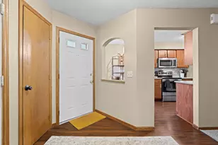 14309 Bedford Dr, Eden Prairie, MN 55346 - Photo 2