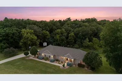 1057 Ridge Crest Lane NW, Rochester, MN 55901 - Photo 2