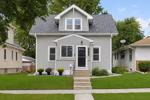 1297 Highland Pkwy, Saint Paul, MN 55116 - Photo 1
