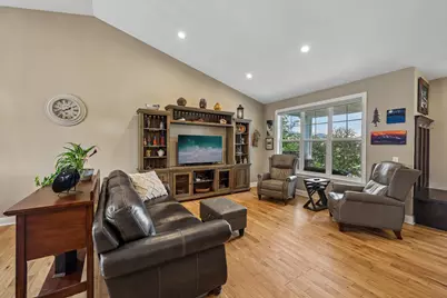 17301 Eastwood Avenue, Lakeville, MN 55044 - Photo 6