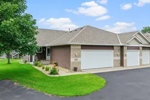 6228 Creekview Ln N, Brooklyn Park, MN 55443 - Photo 6