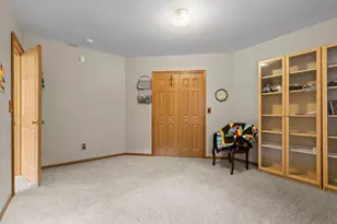 6228 Creekview Ln N, Brooklyn Park, MN 55443 - Photo 52