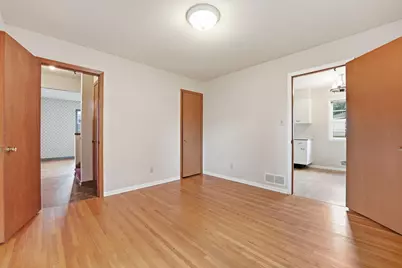 2213 Dellridge Avenue, Saint Paul, MN 55119 - Photo 16