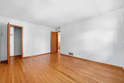 2213 Dellridge Avenue, Saint Paul, MN 55119 - Photo 20