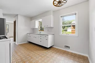 2213 Dellridge Ave, Saint Paul, MN 55119 - Photo 12