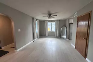 213 11th Ave SW, Austin, MN 55912 - Photo 8
