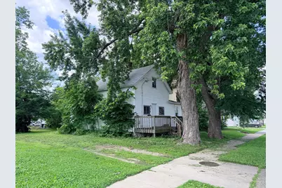 808 5th Avenue NE, Austin, MN 55912 - Photo 2