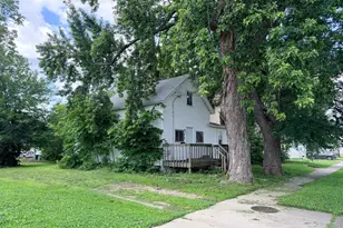 808 5th Ave NE, Austin, MN 55912 - Photo 2