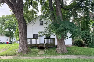 808 5th Ave NE, Austin, MN 55912 - Photo 1