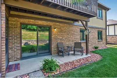 5217 Balmoral Lane, Bloomington, MN 55437 - Photo 4