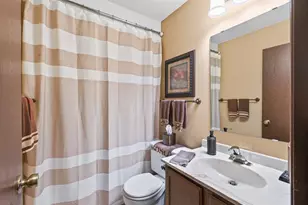 5217 Balmoral Ln, Bloomington, MN 55437 - Photo 24