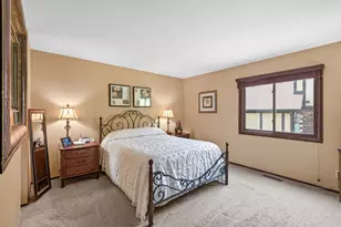 5217 Balmoral Ln, Bloomington, MN 55437 - Photo 16
