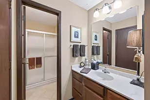 5217 Balmoral Ln, Bloomington, MN 55437 - Photo 18