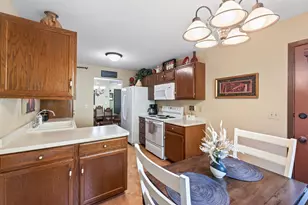 5217 Balmoral Ln, Bloomington, MN 55437 - Photo 12