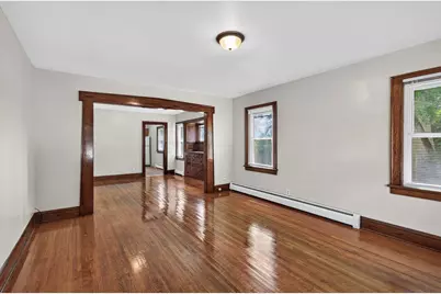 2122 N 6th Street, Minneapolis, MN 55411 - Photo 2