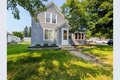 103 3rd Street SW, Melrose, MN 56352 - Photo 2