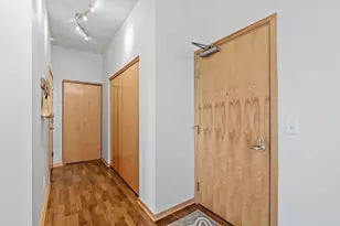 4525 Park Commons Dr, Saint Louis Park, MN 55416 - Photo 6