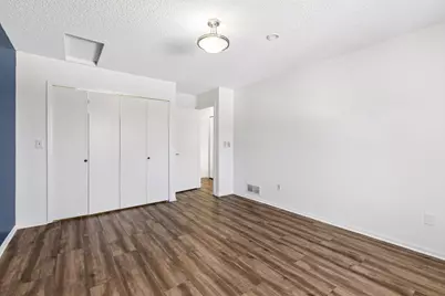 2053 Edgerton Street, Maplewood, MN 55117 - Photo 34