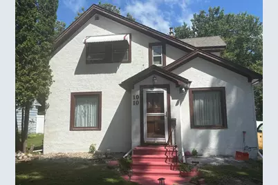 1010 Trott Avenue SW, Willmar, MN 56201 - Photo 2