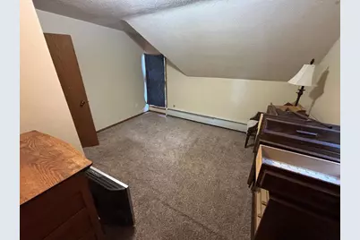 1010 Trott Avenue SW, Willmar, MN 56201 - Photo 10