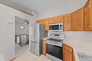 7647 Afton Ct, Woodbury, MN 55125 - Photo 14