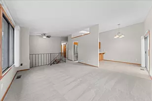 7647 Afton Ct, Woodbury, MN 55125 - Photo 6