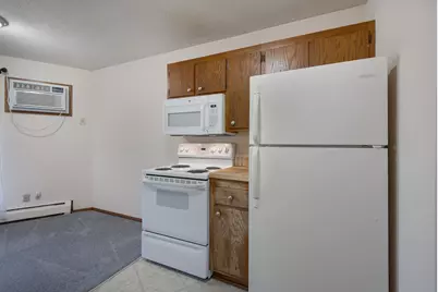 6015 W Broadway Avenue #304, New Hope, MN 55428 - Photo 2