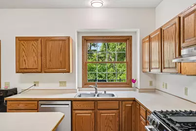 503 Abbey Way, Mendota Heights, MN 55120 - Photo 16