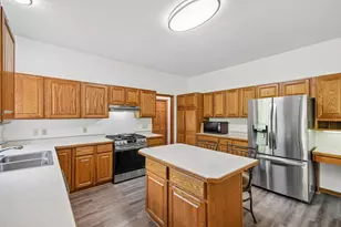 503 Abbey Way, Mendota Heights, MN 55120 - Photo 18
