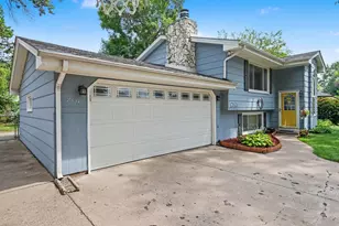 7351 Melody Dr NE, Fridley, MN 55432 - Photo 4