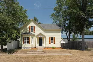 204 1st Street S, Royalton, MN 56373 - Photo 1