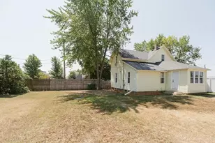 204 1st Street S, Royalton, MN 56373 - Photo 2