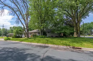 2024 Maple St, Hastings, MN 55033 - Photo 32