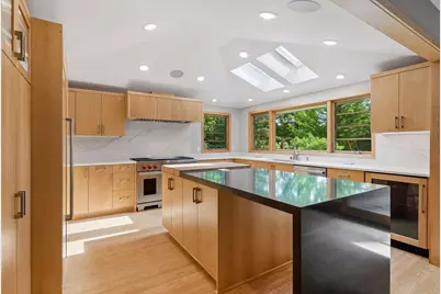 6216 Maloney Avenue, Edina, MN 55343 - Photo 4