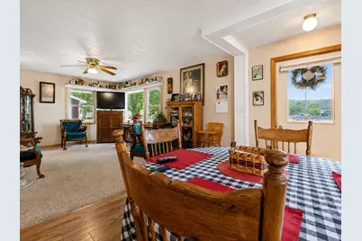 10 Buck Avenue NE, Madelia, MN 56062 - Photo 6