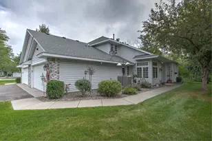 3804 Weaver Ct, Anoka, MN 55303 - Photo 2