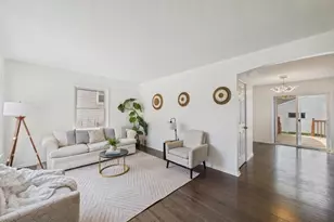 2612 Georgia Ave S, Saint Louis Park, MN 55426 - Photo 2