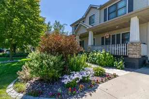 213 Victoria Blvd, Mankato, MN 56001 - Photo 2