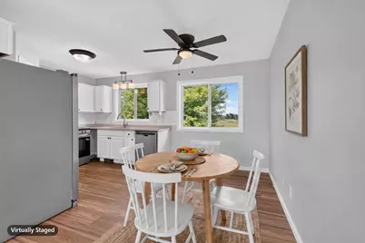 4388 Blakewood Drive, Shakopee, MN 55379 - Photo 6