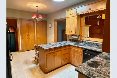 1008 W Ash Avenue, Olivia, MN 56277 - Photo 8