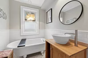 721 W 40th St, Minneapolis, MN 55409 - Photo 16