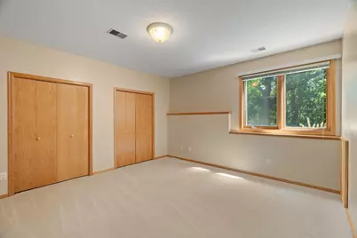 8975 Hunters Way, Apple Valley, MN 55124 - Photo 22